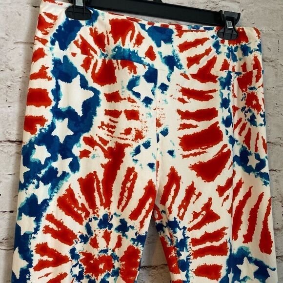 LuLaRoe TC Tall Curvy Patriotic Tie Dye Stars Red White Blue Leggings NWOT NEW - Picture 2 of 6